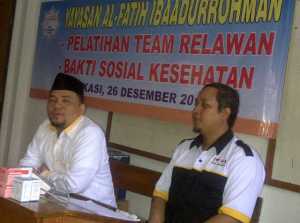Sek Komisi A DPRD Kota Bekasi Drs. H.Heri Koswara dan Ketum Yayasan Al-Fatih Agus Soesianto.S.Pd.I